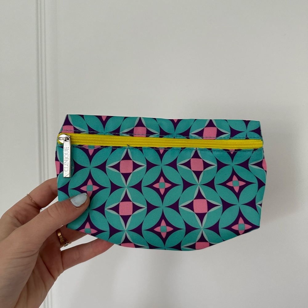 Clinique make up bag